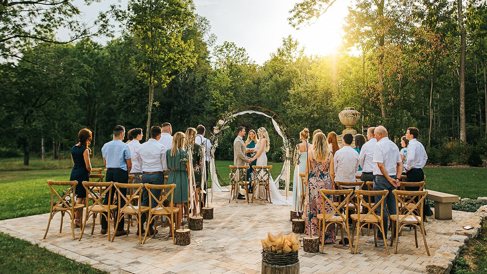 Toscanischer Sommernachtstraum Trauung auf Gut Ludwigsruhe